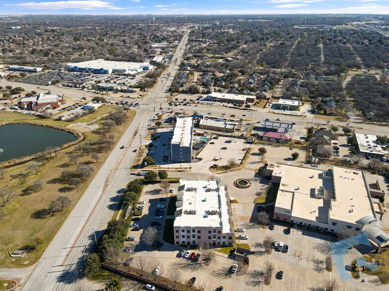 More Photos Of 809 W Harwood Rd, Hurst Medical For Lease