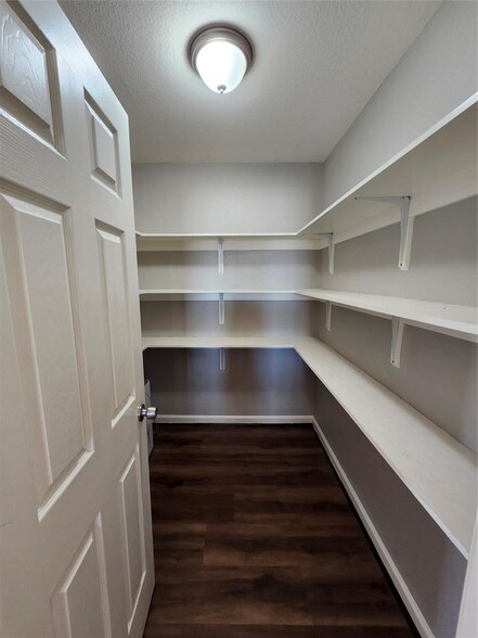 More Photos Of 12716 Fitzhugh Rd, Austin Office For Lease