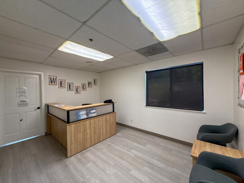 More Photos Of 101 Wikiup Dr, Santa Rosa Office For Sale