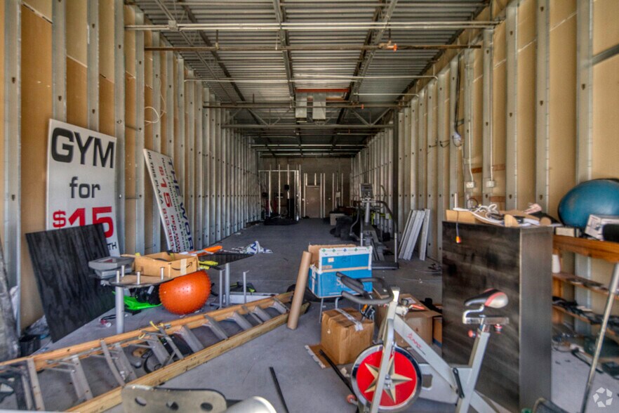 More Photos Of 13420-13458 Boyette Rd, Riverview Unknown For Lease