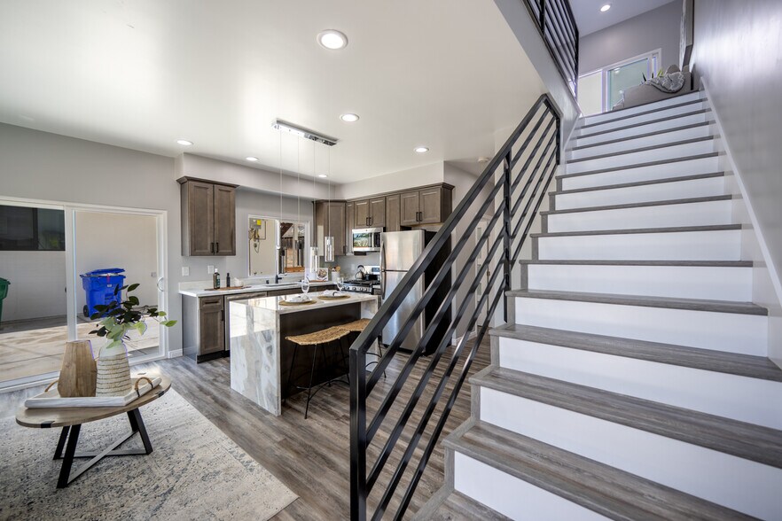 More Photos Of 2917-23 Preece St, San Diego Apartments For Sale