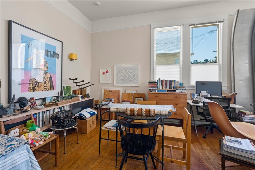 More Photos Of 282-284 Valley St, San Francisco Apartments For Sale