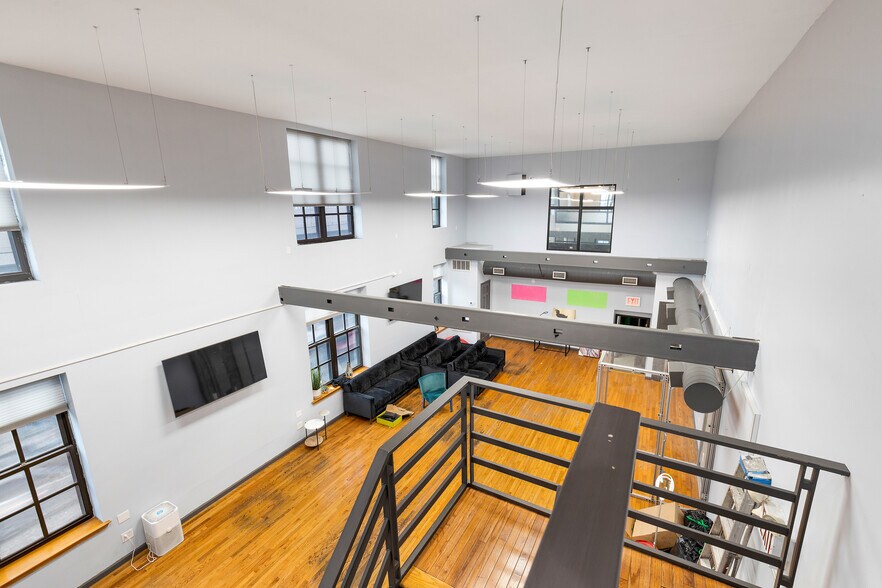 More Photos Of 667 3rd Ave, Brooklyn Loft Creative Space For Sale