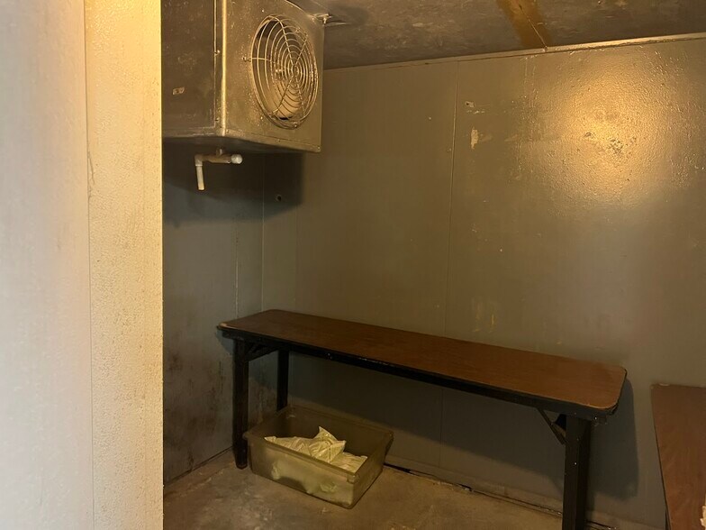 More Photos Of 148 NW 167th St, Miami Hotel For Lease