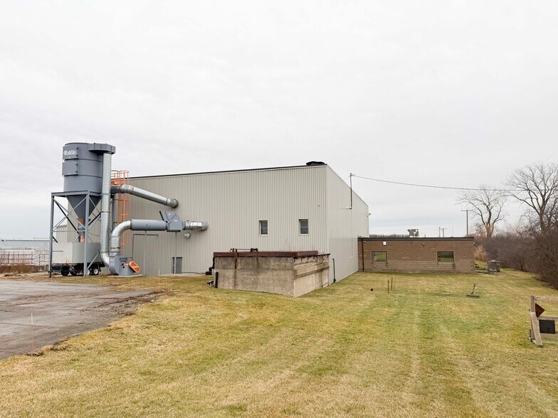 More Photos Of 3512 Nugent Rd, Port Colborne Warehouse For Sale