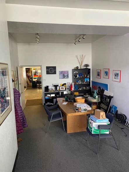 More Photos Of 257 W 3300 S, Salt Lake City Freestanding For Sale