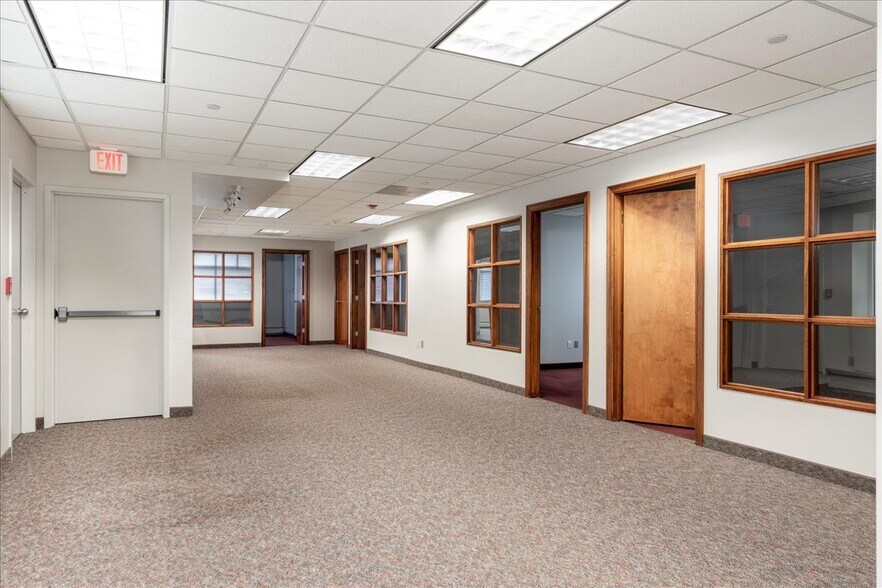More Photos Of 360 Delaware Ave, Buffalo Office For Lease