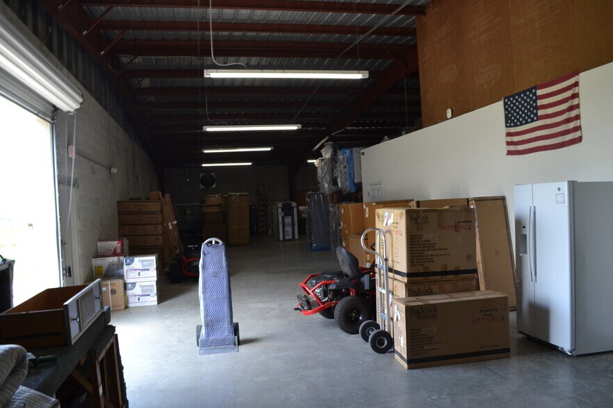 More Photos Of 1401 US Highway 17 N, Fort Meade Freestanding For Sale