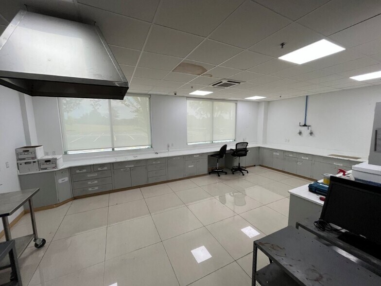 More Photos Of 790 Reeves St, Spartanburg Manufacturing For Sale