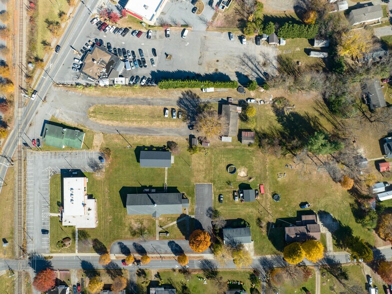 More Photos Of 2145 S Main St, Waynesville Fast Food For Sale