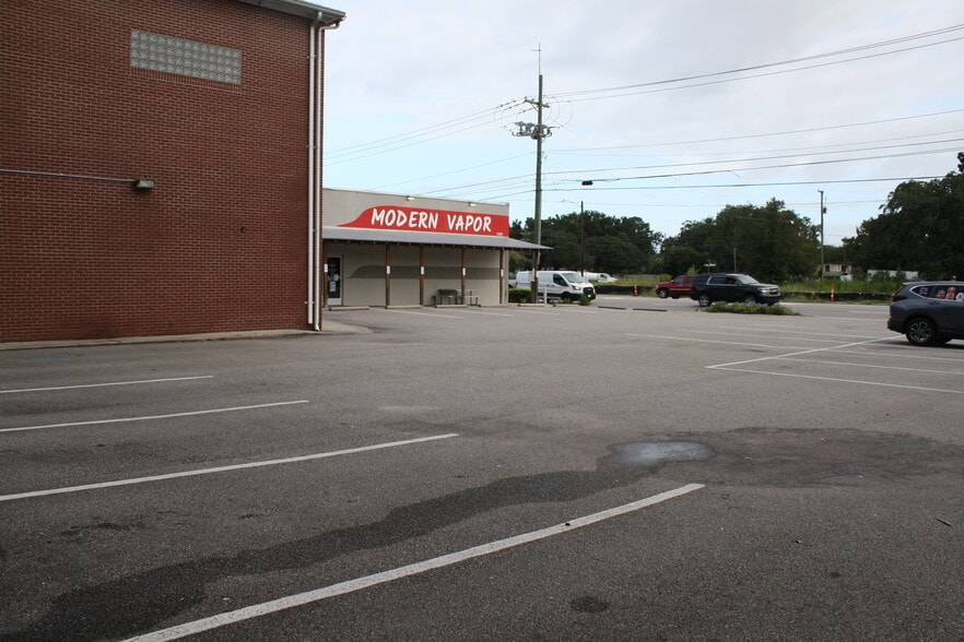 More Photos Of 1757 Savannah Hwy, Charleston General Retail For Lease