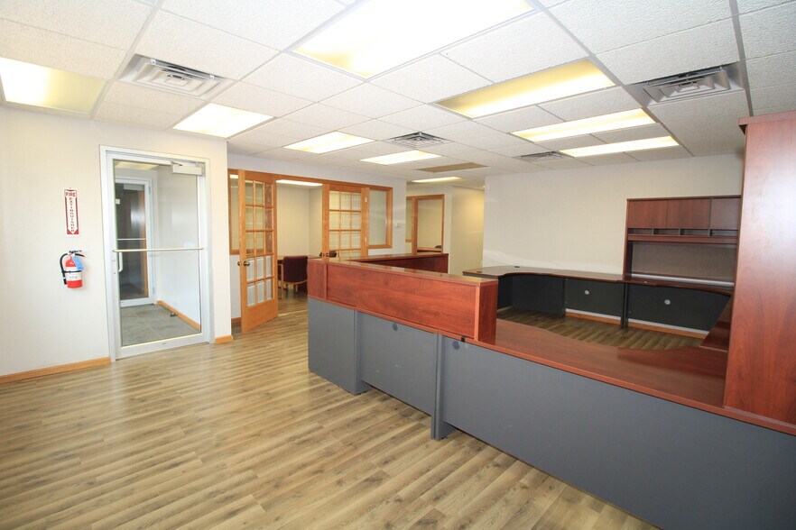 More Photos Of 6008 Highway 2 E, Minot Showroom For Sale
