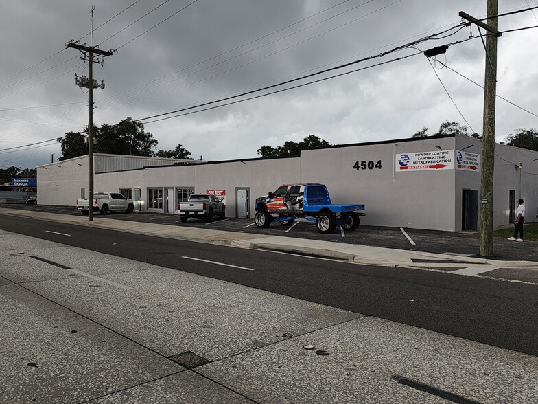 More Photos Of 4504 E Hillsborough Ave, Tampa Showroom For Sale