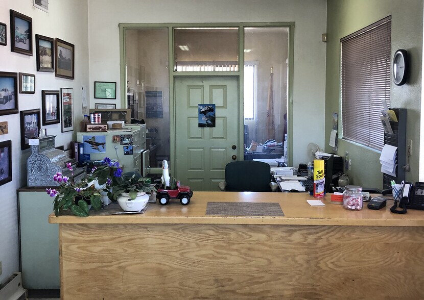 More Photos Of 3405 Broadway Blvd SE, Albuquerque Auto Salvage Facility For Sale