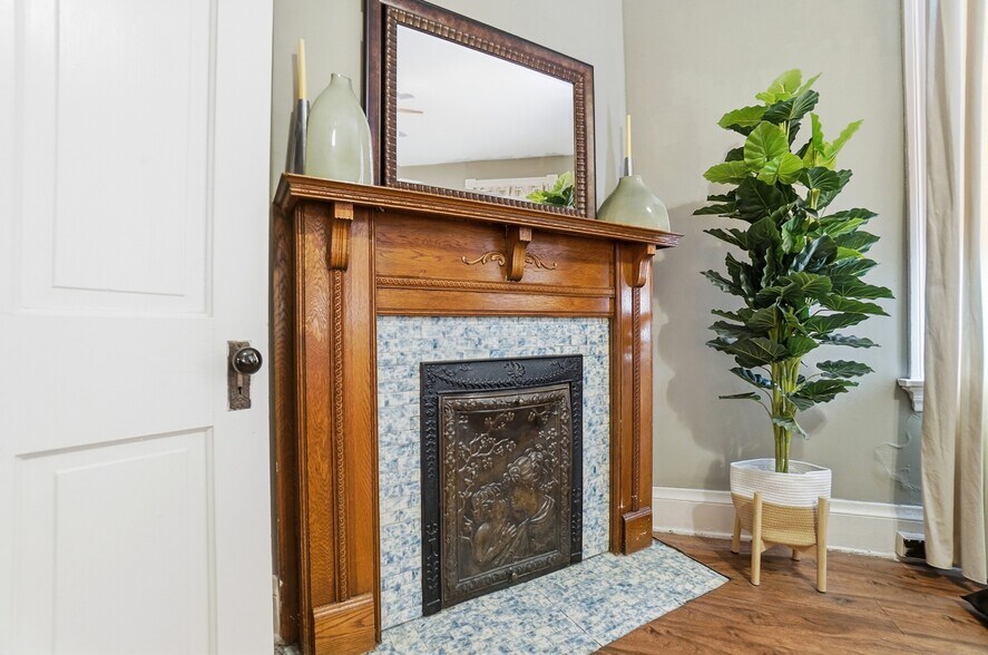 More Photos Of 2337 Victory Pky, Cincinnati Office Residential For Sale