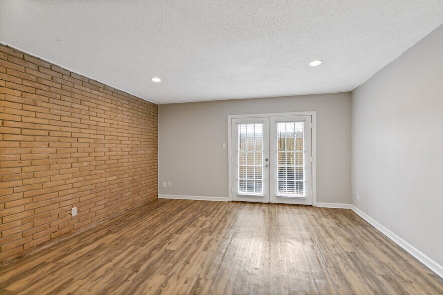 More Photos Of 9707 Timberside Dr, Houston Apartments For Sale