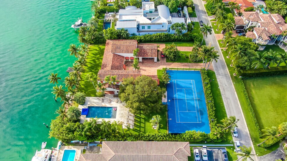 More Photos Of 44 Bal Bay Dr, Bal Harbour Land For Sale
