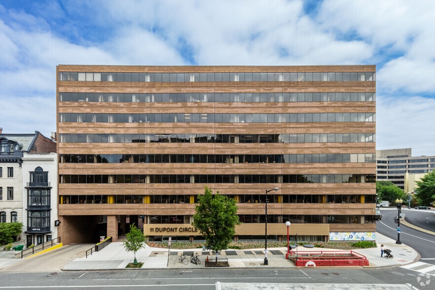More Photos Of 11 DuPont Cir NW, Washington Office For Lease
