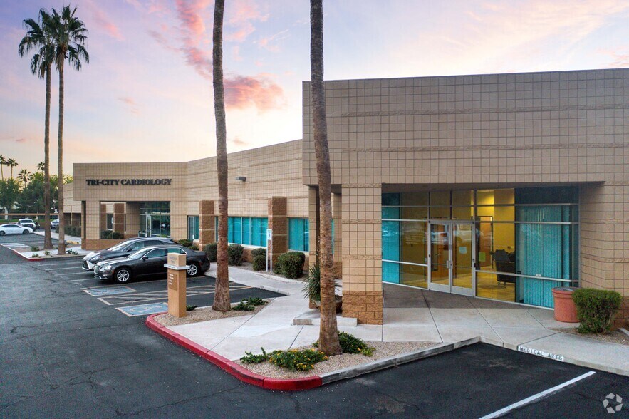 More Photos Of 1580 N Fiesta Blvd, Gilbert Office For Lease