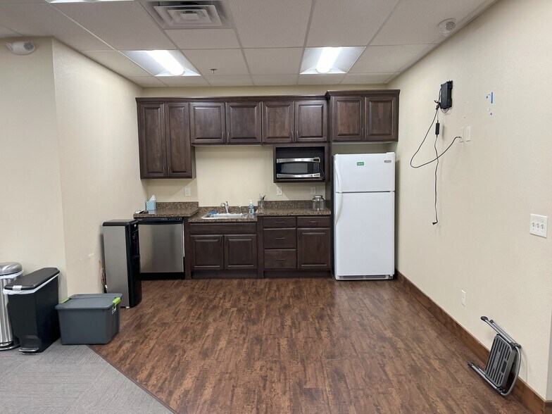 More Photos Of 5255 Ronald Reagan Blvd, Johnstown Office For Sale