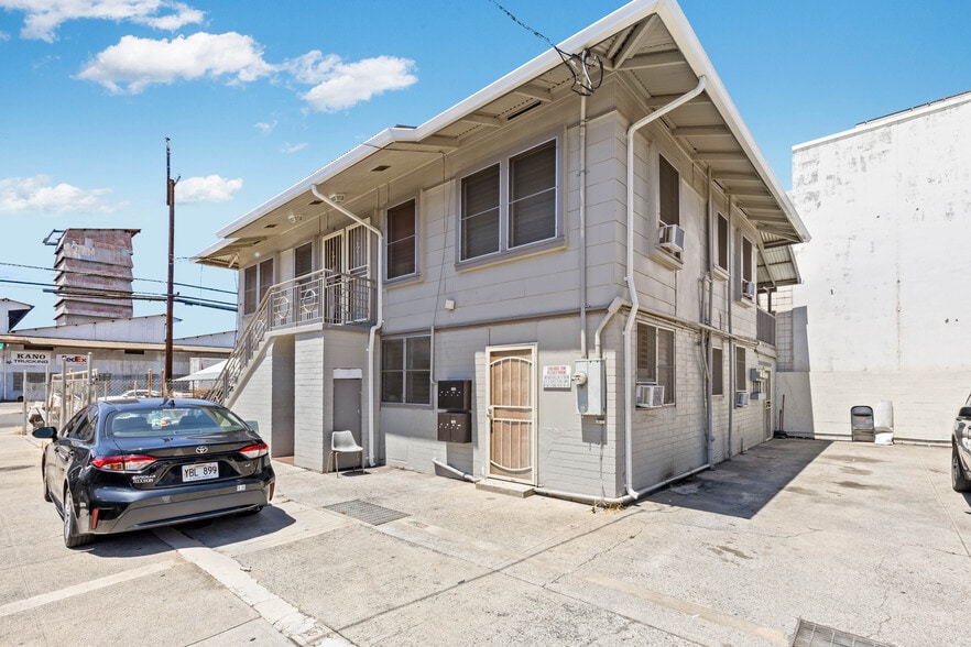 More Photos Of 1768 Silva St, Honolulu Service For Sale
