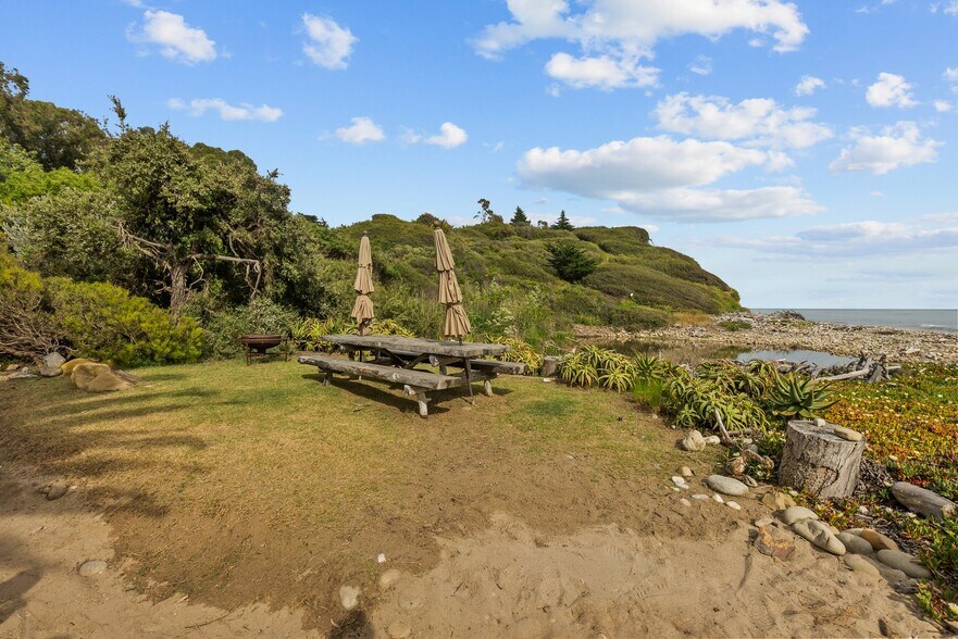 More Photos Of 10697 Calle Quebrada, Goleta Land For Sale