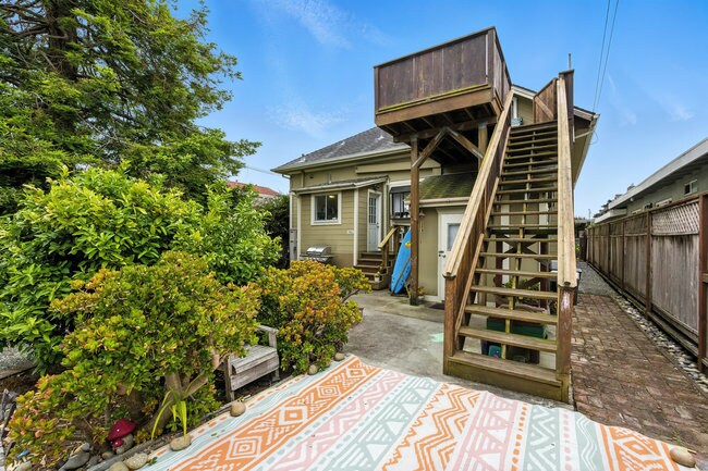 More Photos Of 575 Myrtle St, Half Moon Bay Apartments For Sale