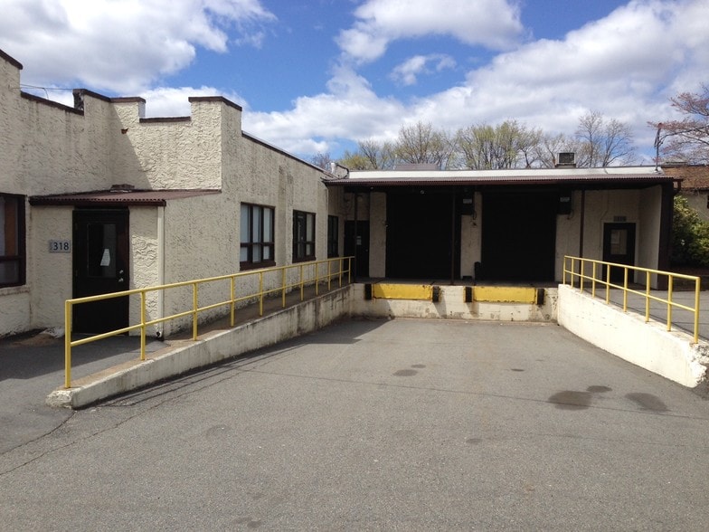 More Photos Of 86 Lackawanna Ave, Woodland Park Warehouse For Lease