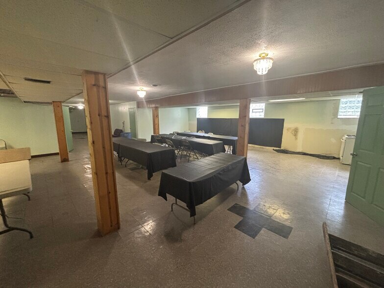 More Photos Of 10510 Sterritt St, Detroit Religious Facility For Sale
