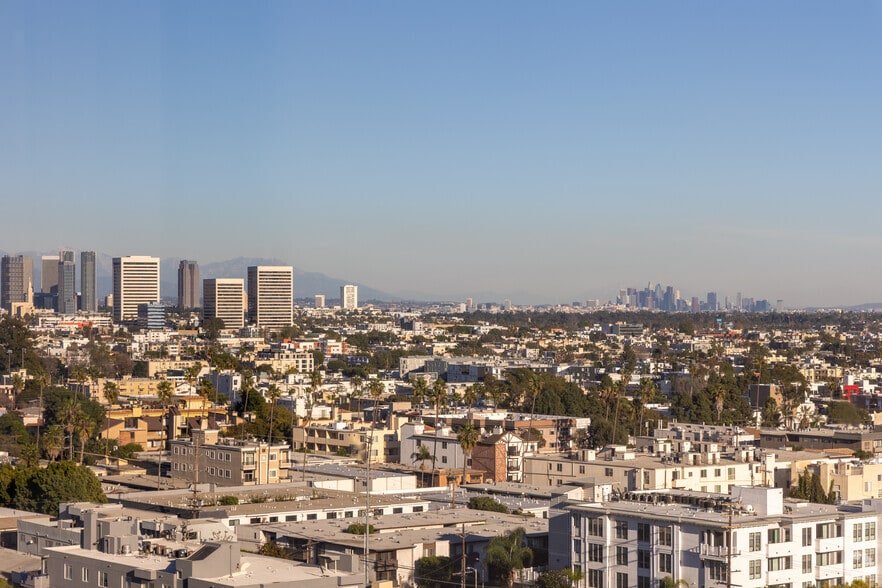 More Photos Of 12424 Wilshire Blvd, Los Angeles Office For Lease