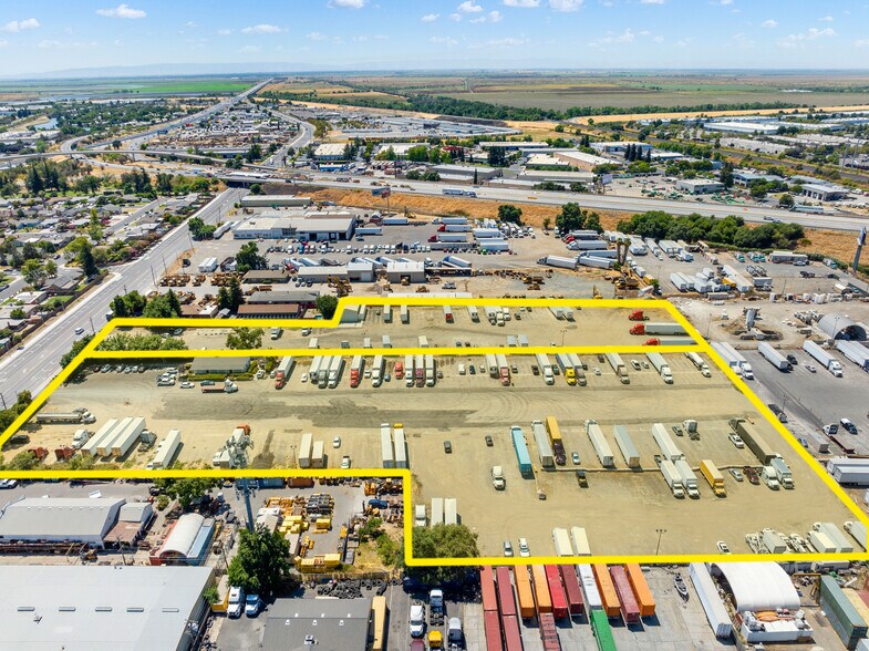 More Photos Of 3440-3480 W Capitol Ave, West Sacramento Truck Terminal For Lease