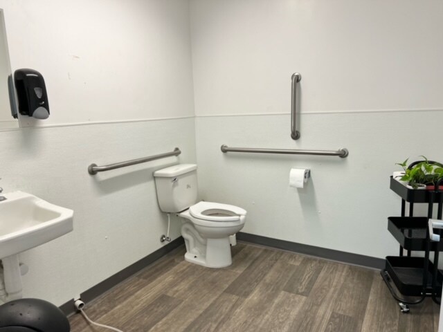 More Photos Of 3101 W 2100 S, Salt Lake City Flex For Lease