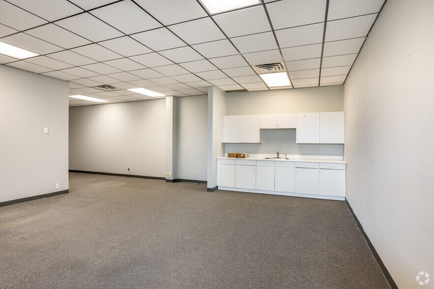 More Photos Of 8670 Wolff Ct, Westminster Medical For Lease