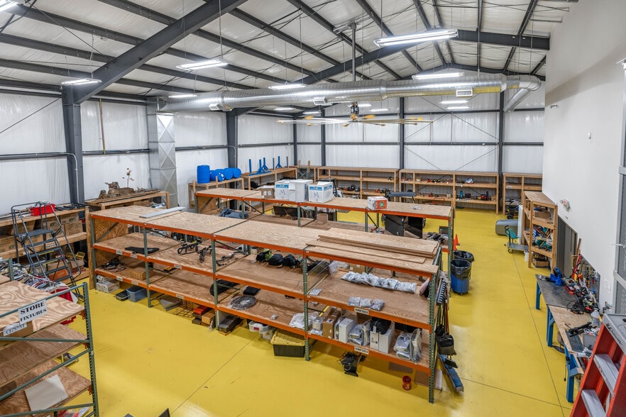 More Photos Of 255 Cumberland Trace Rd, Bowling Green Flex For Lease