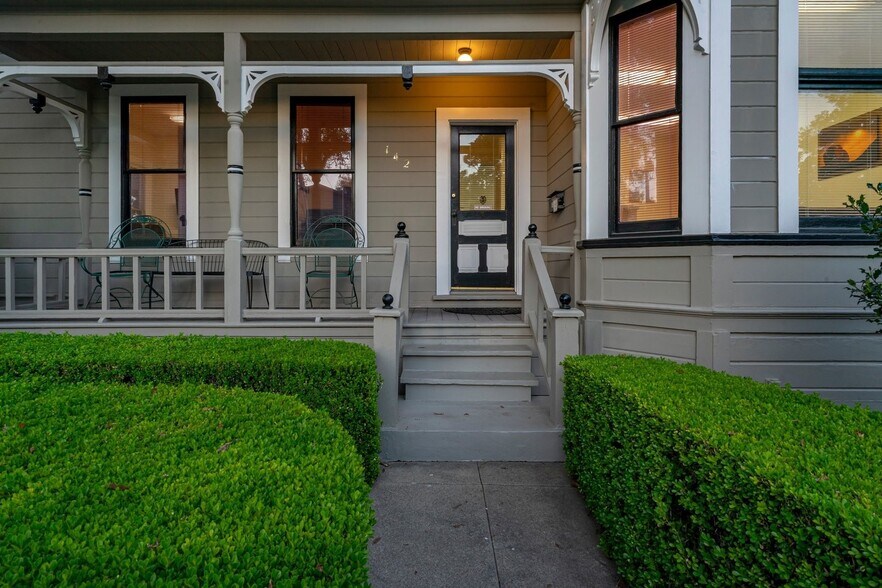 More Photos Of 142 N Central Ave, Campbell Office Residential For Sale