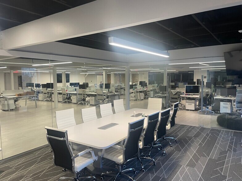 More Photos Of 237-239 2nd Ave S, Saint Petersburg Medical For Lease