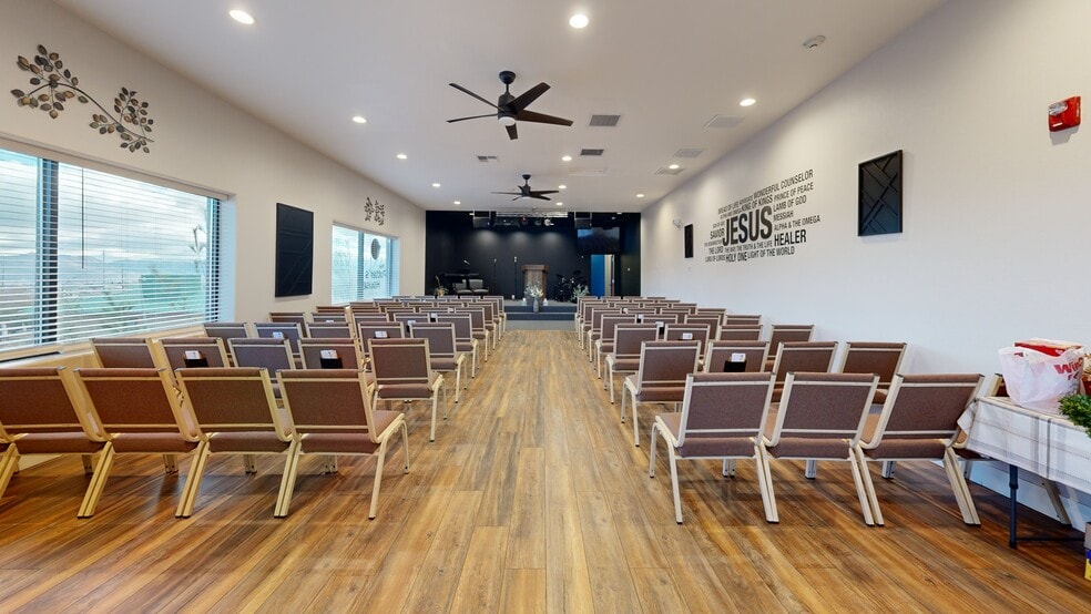 More Photos Of 1975 Selmi Dr, Reno Office For Sale