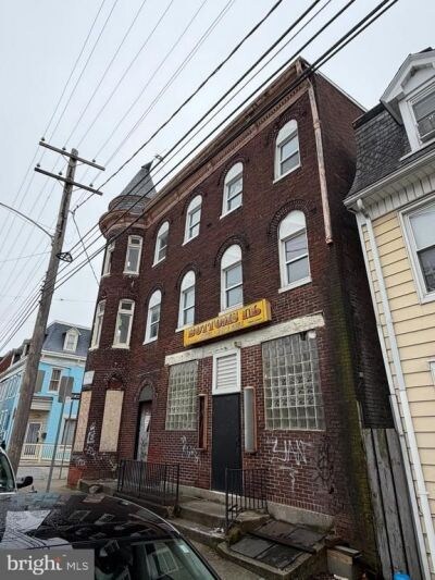 More Photos Of 696-698 E Philadelphia St, York Storefront Retail Residential For Sale