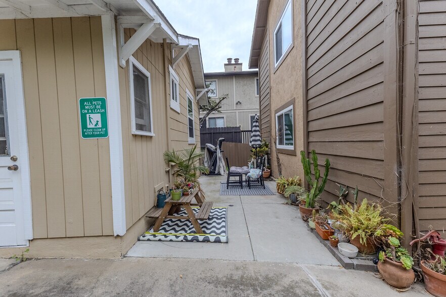 More Photos Of 392 Del Mar Ave, Chula Vista Apartments For Sale