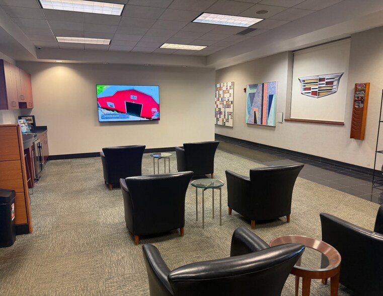 More Photos Of 2801 Carnegie Ave, Cleveland Auto Dealership For Sale