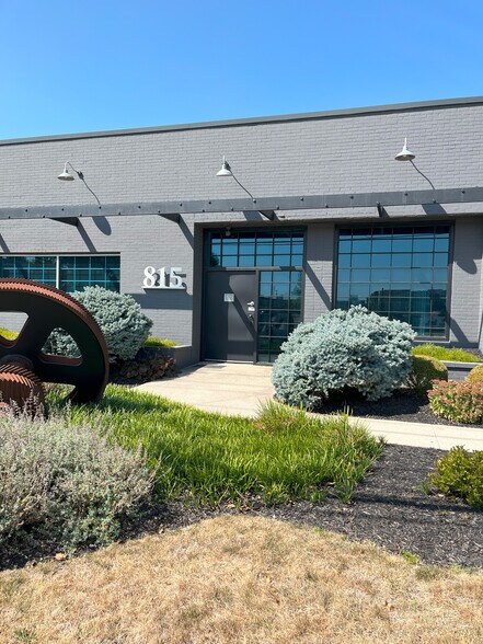 More Photos Of 815 Grandview Ave, Columbus Loft Creative Space For Sale