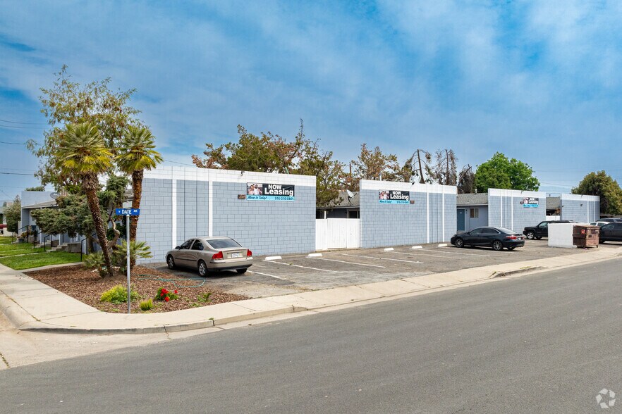 Primary Photo Of 282 W Date Ave, Porterville Apartments For Sale