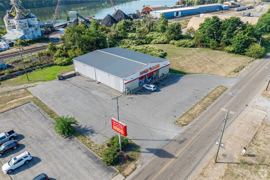 More Photos Of 1230 Main St, Wellsville Freestanding For Sale