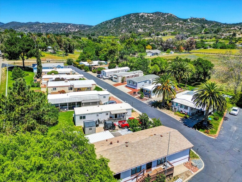 More Photos Of 2030 Magnolia Ave, Ramona Manufactured Housing Mobile Home Park For Sale