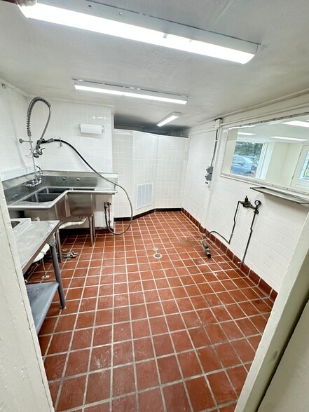 More Photos Of 45 Bible St, Cos Cob Storefront Retail Residential For Lease