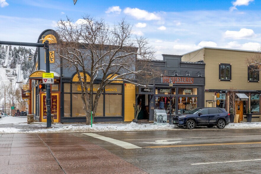More Photos Of 907 Lincoln Ave, Steamboat Springs Freestanding For Sale