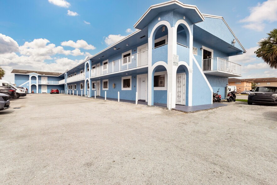 More Photos Of 6305 W 22nd Ct, Hialeah Apartments For Sale