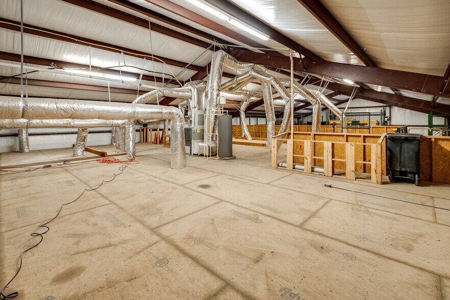 More Photos Of 4295 Brogdon Exchange, Suwanee Warehouse For Sale