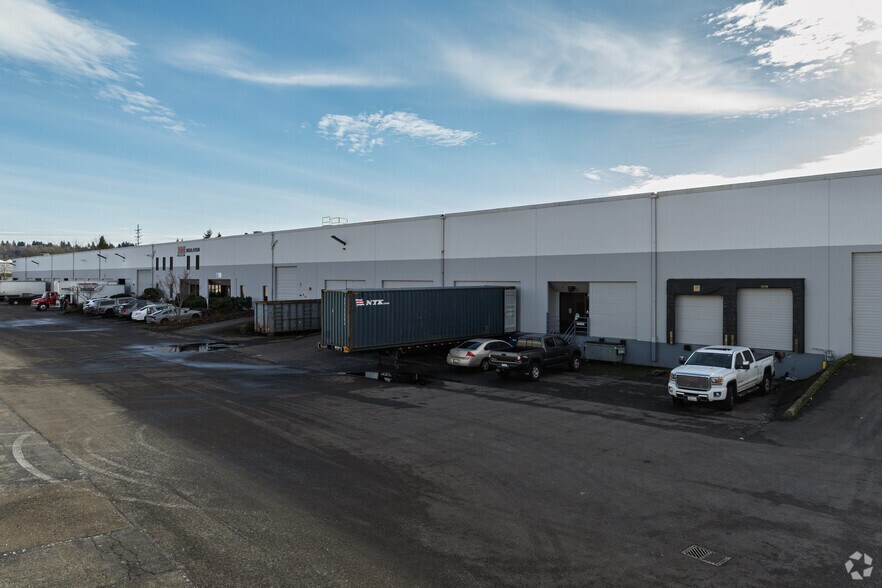 More Photos Of 22441-22477 72nd Ave S, Kent Unknown For Lease