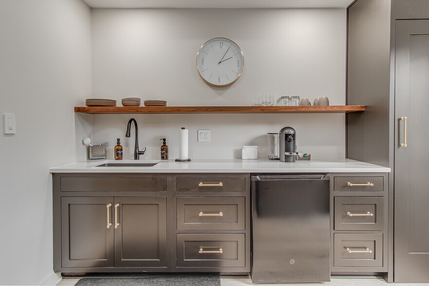 More Photos Of 129 W Patrick St, Frederick Office Residential For Sale